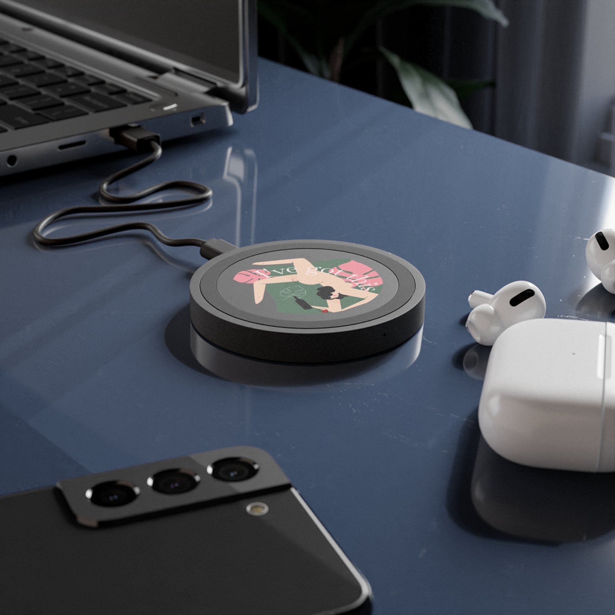 Wireless Charging Pad — Retro Pin-Up Art "I've Got This"